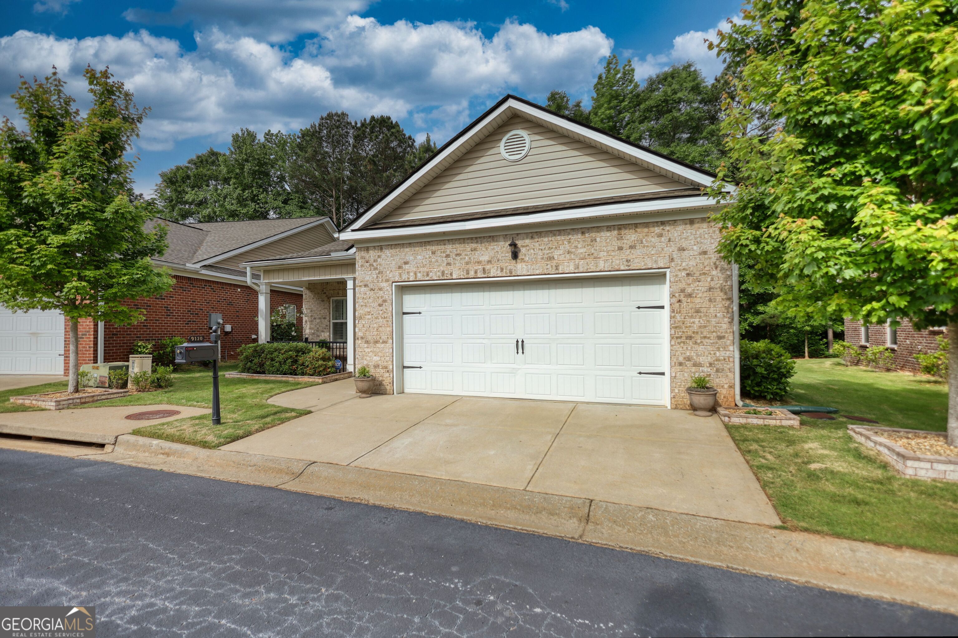 9120 Leverett Circle Property Photo 39