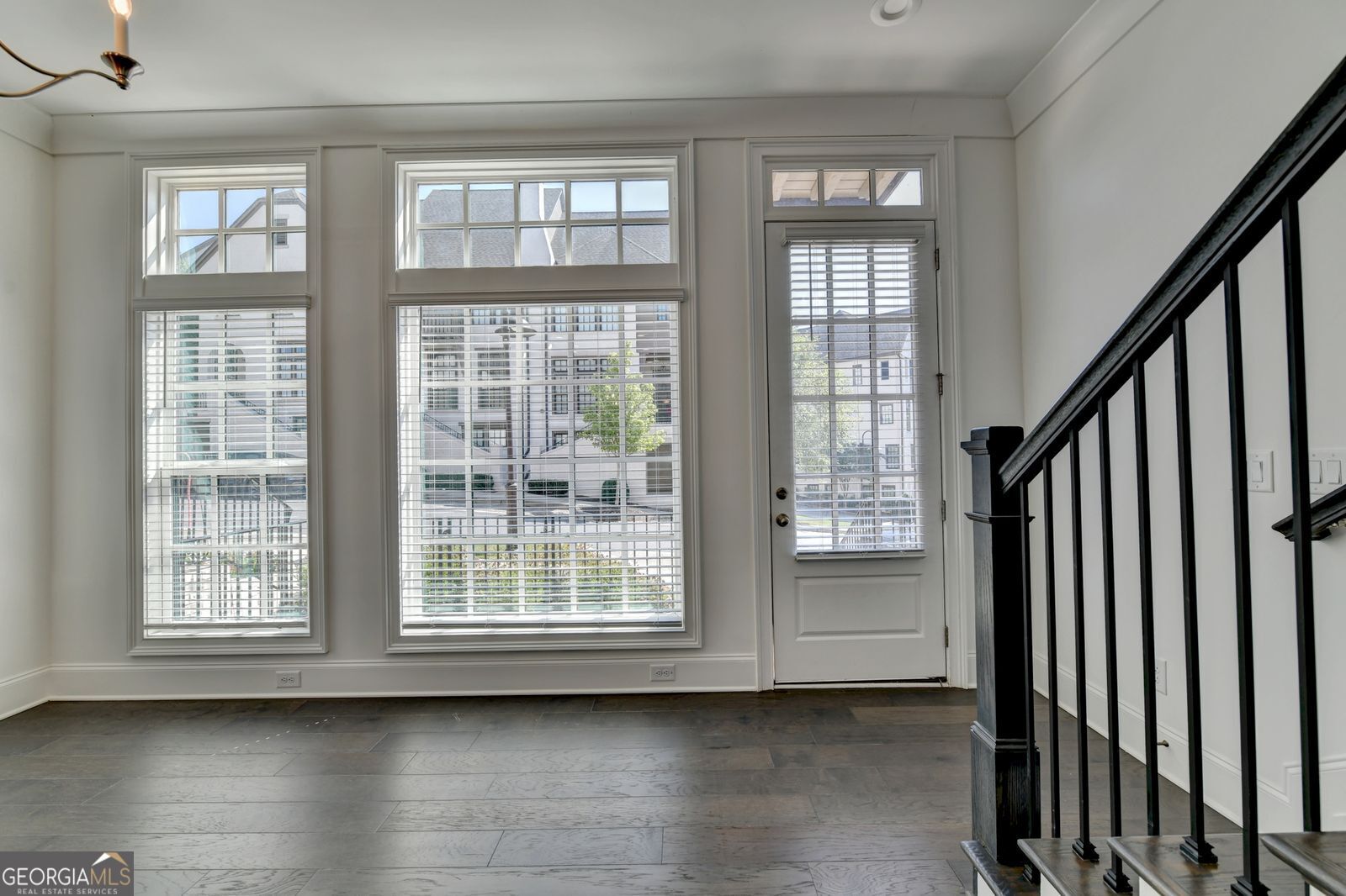6766 Encore Boulevard Property Photo 4