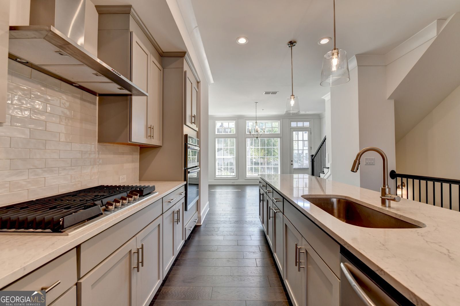 6766 Encore Boulevard Property Photo 12