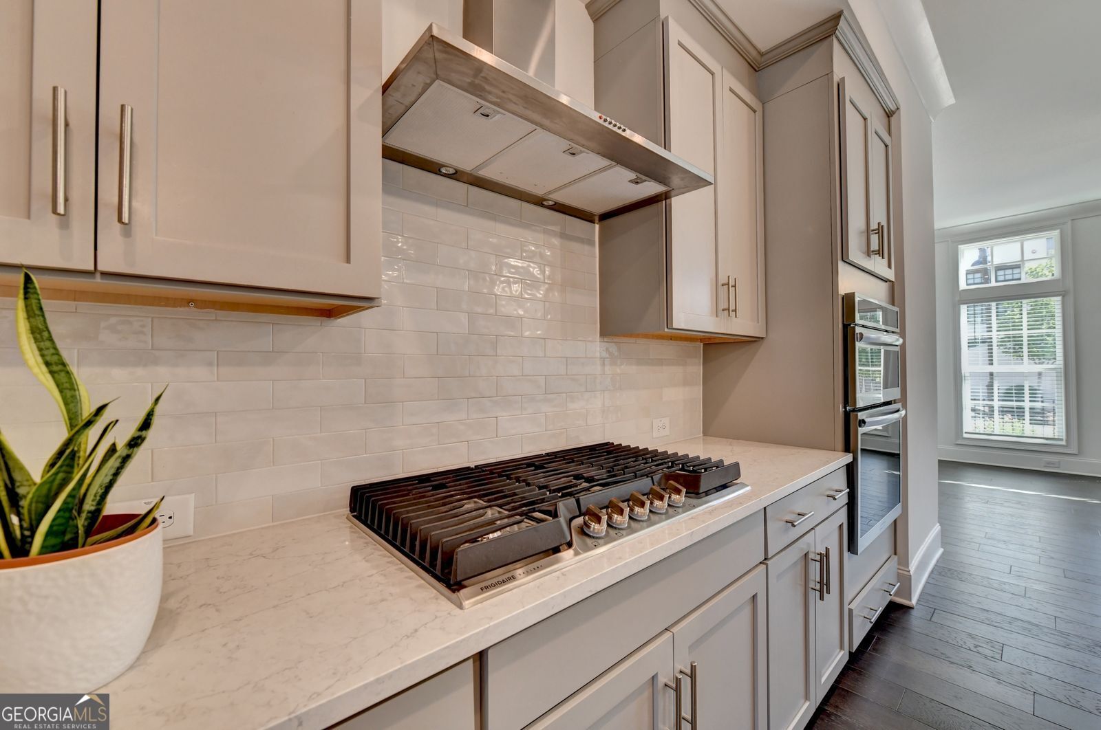 6766 Encore Boulevard Property Photo 13