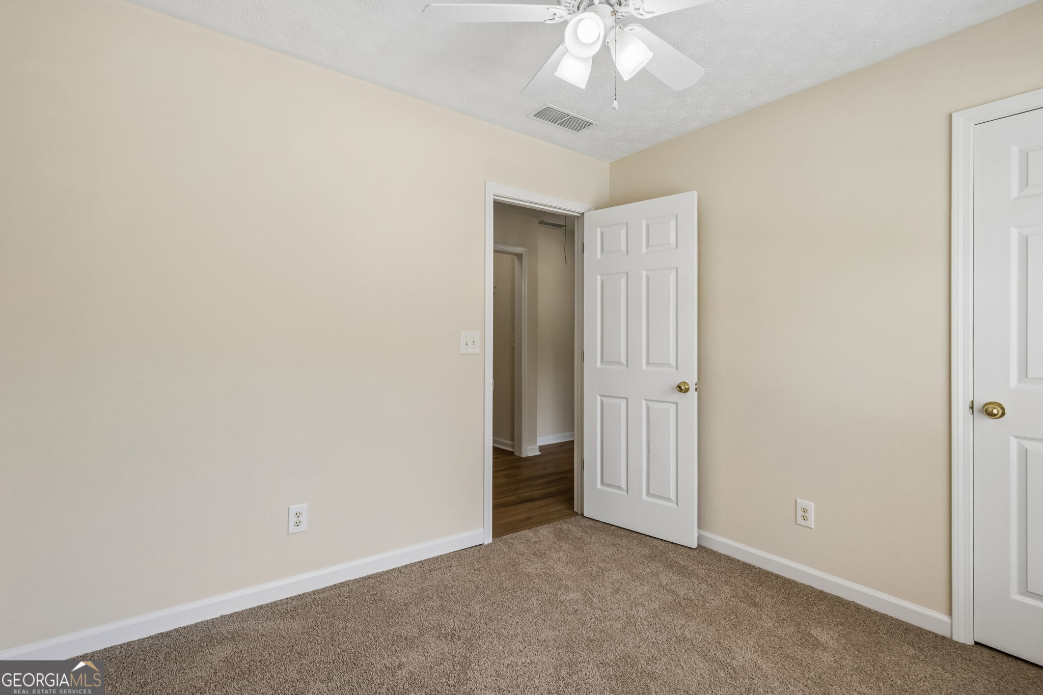 208 Albert Lane Property Photo 42