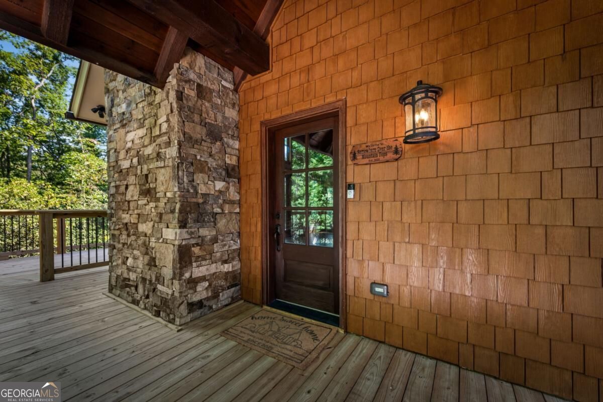 2634 Mountain Tops Road Property Photo 8