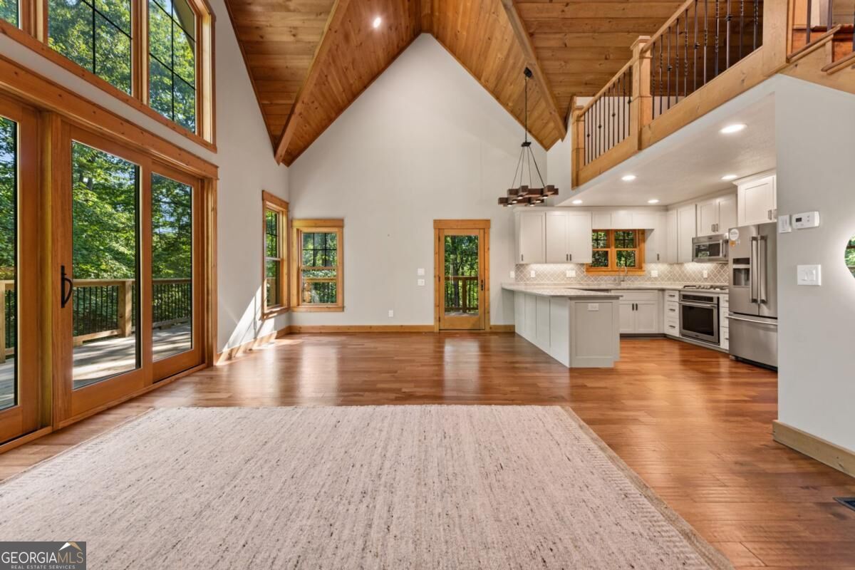 2634 Mountain Tops Road Property Photo 9