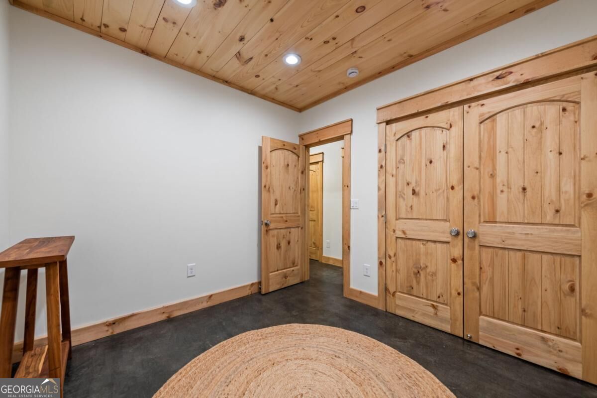 2634 Mountain Tops Road Property Photo 36