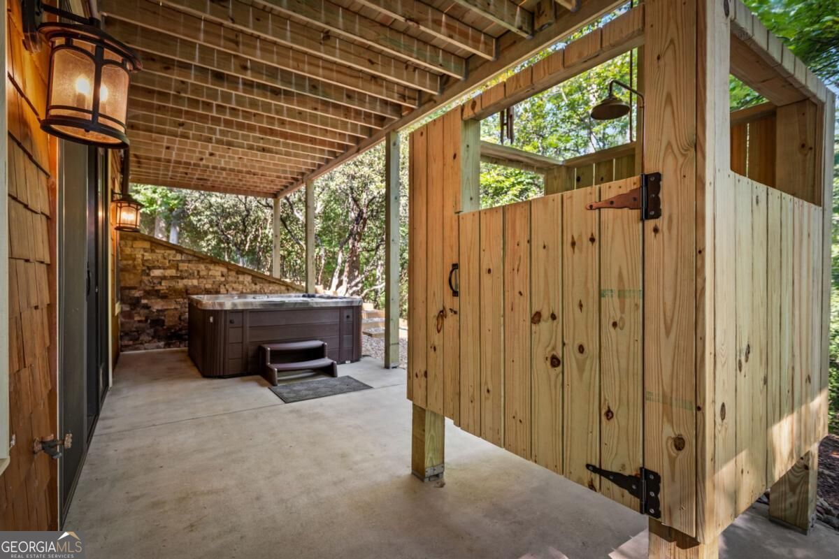 2634 Mountain Tops Road Property Photo 40
