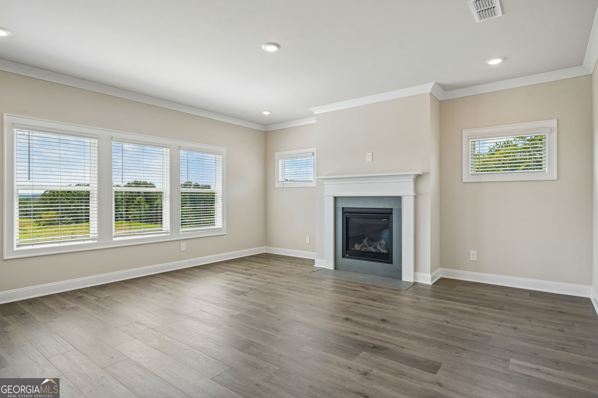 2217 Melville Way Property Photo 5