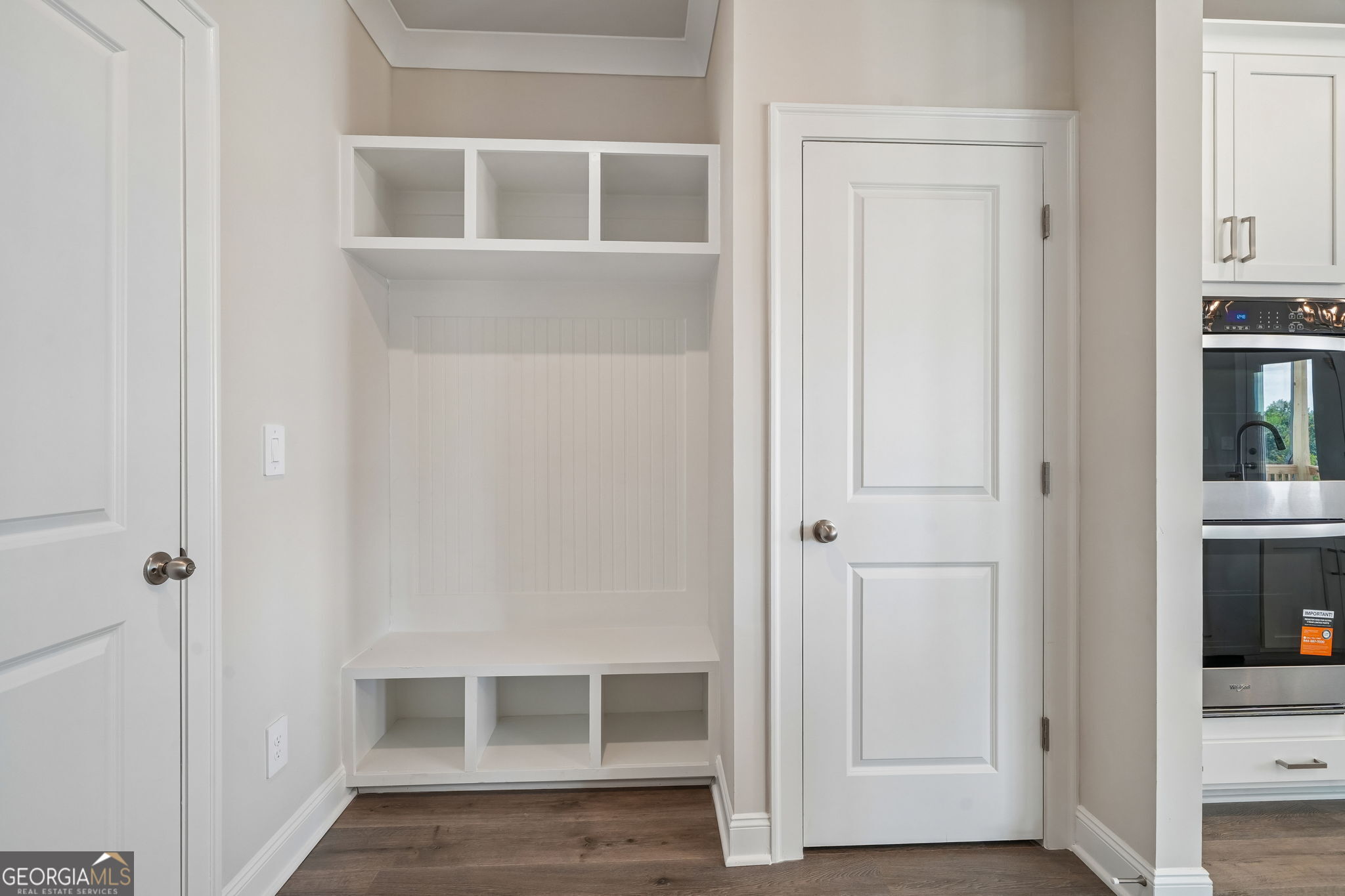 2217 Melville Way Property Photo 13