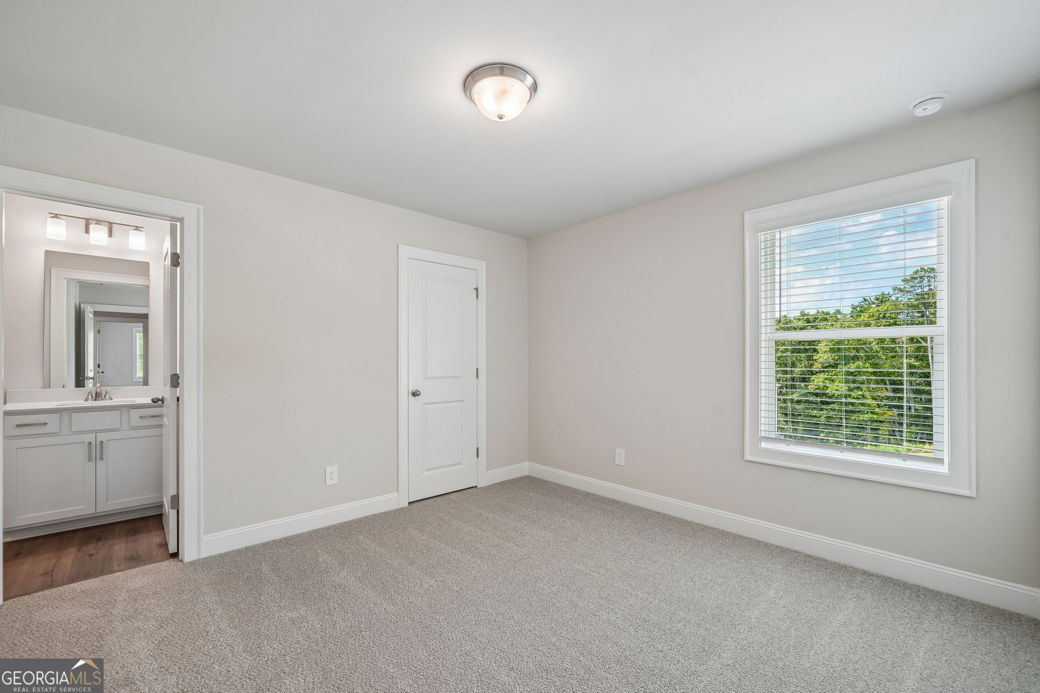 2217 Melville Way Property Photo 32