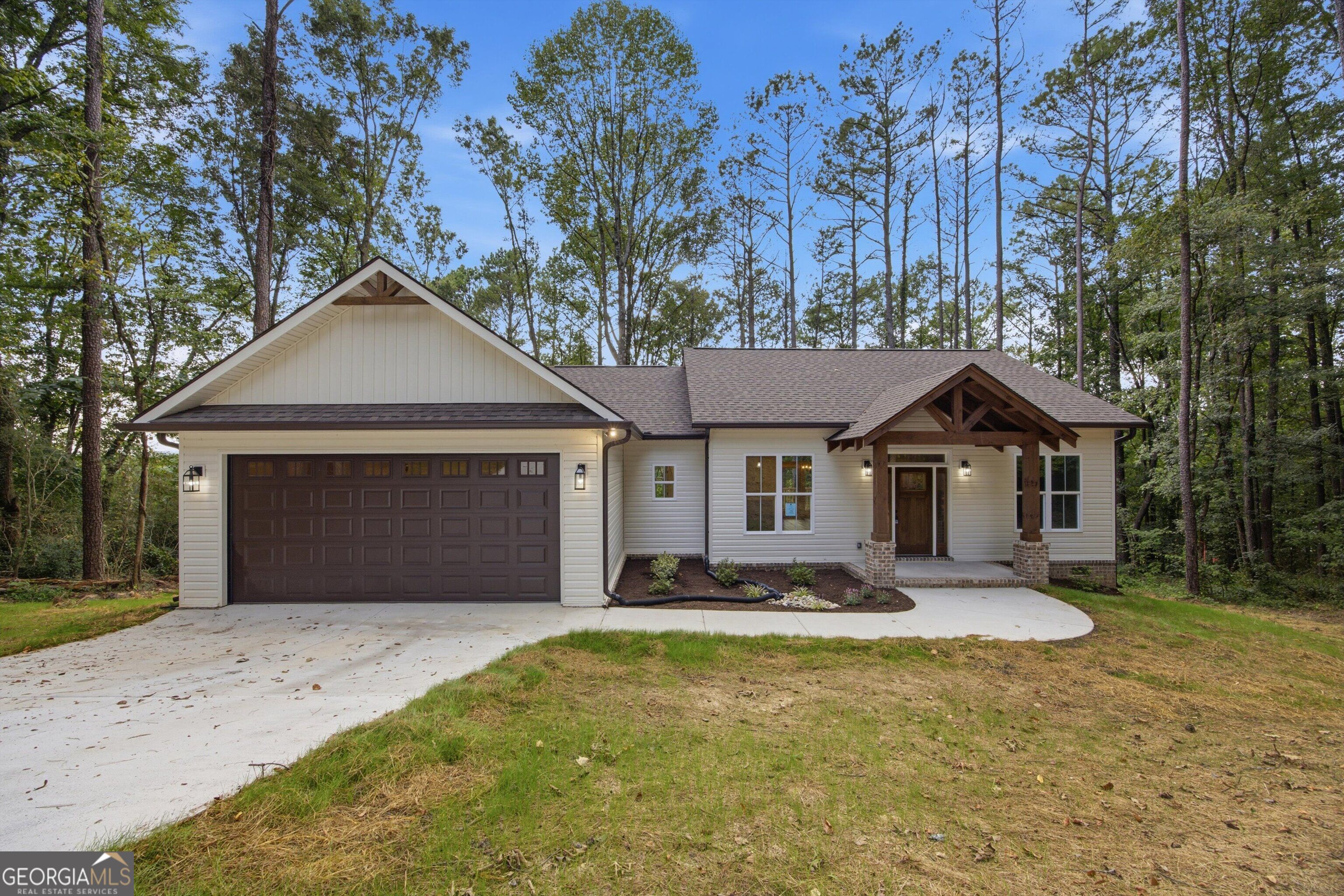 299 Eaglebend Drive Property Photo 1