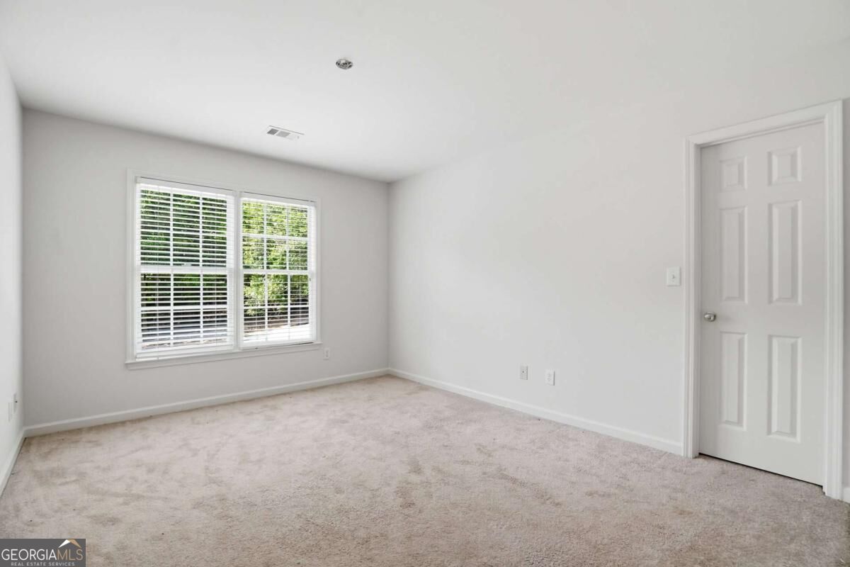 4025 Eyrie Farms Lane Property Photo 17
