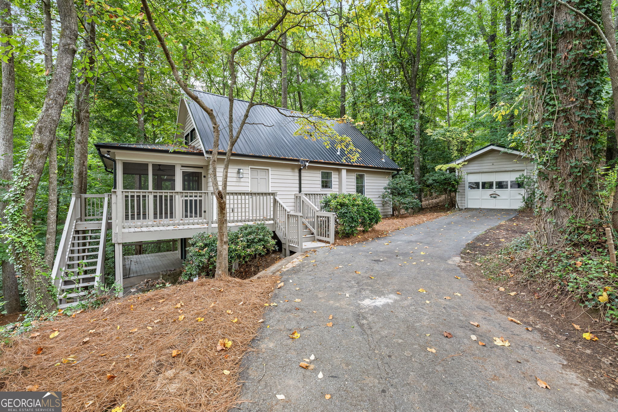 6800 Thunder Trail Property Photo 3
