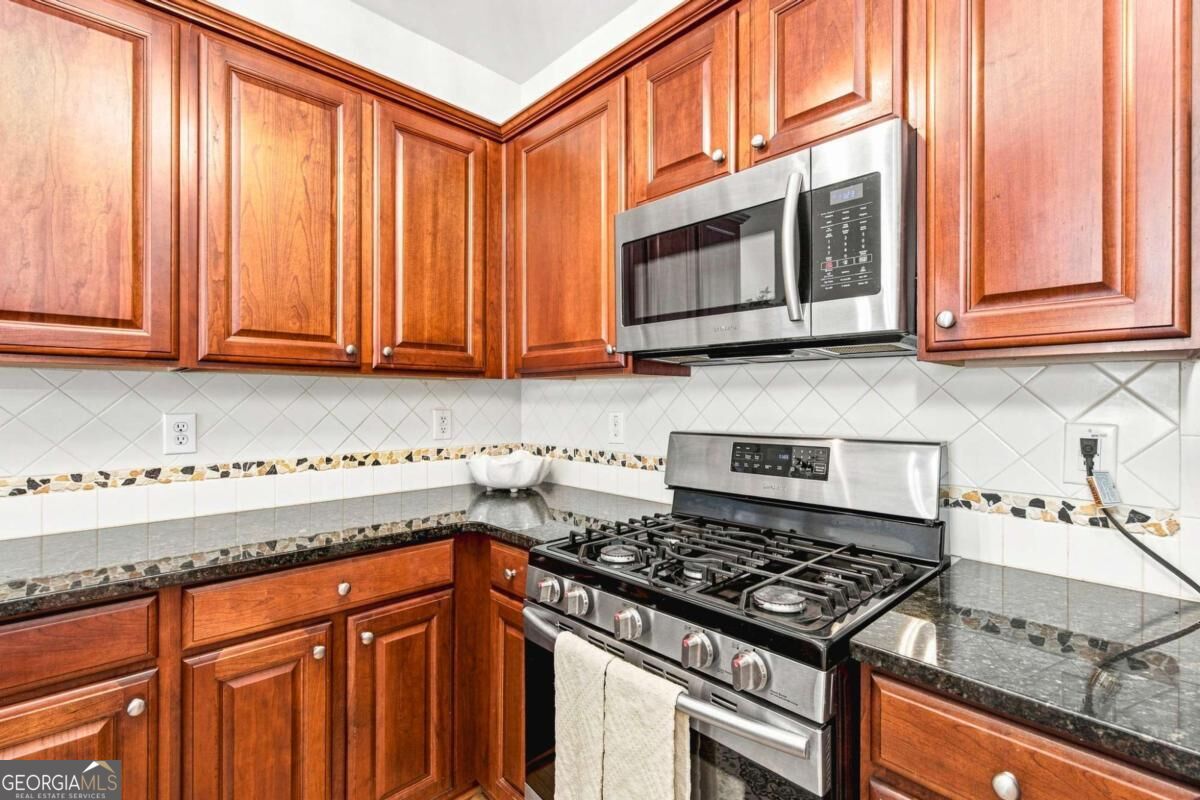 9820 Alger Trace Property Photo 11