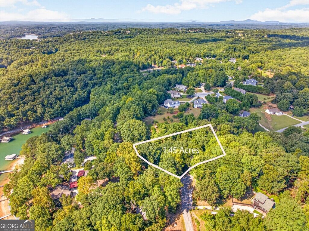 3550 Lodgehaven Drive Property Photo 12