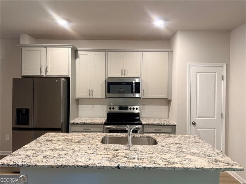 6271 Redan Square # 83 Property Photo 3