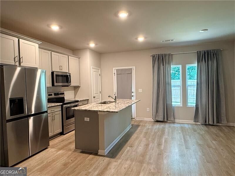 6271 Redan Square # 83 Property Photo 6