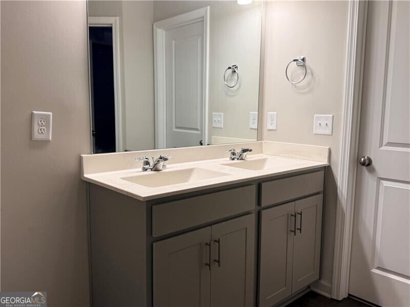 6271 Redan Square # 83 Property Photo 11