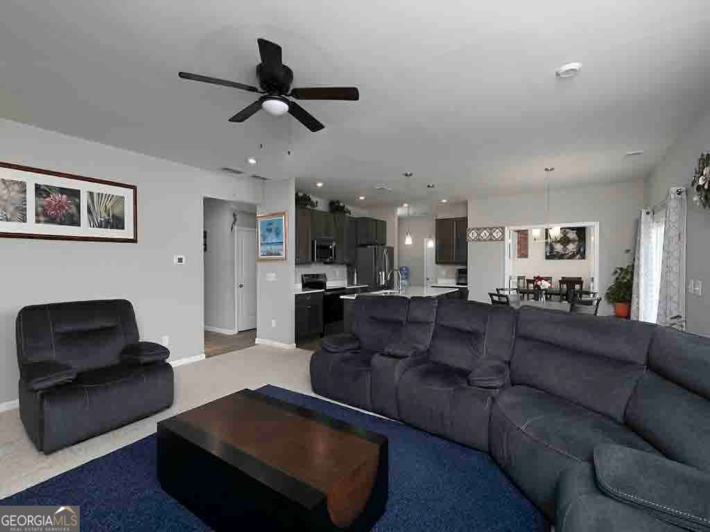208 Sage Woods Way Property Photo 8