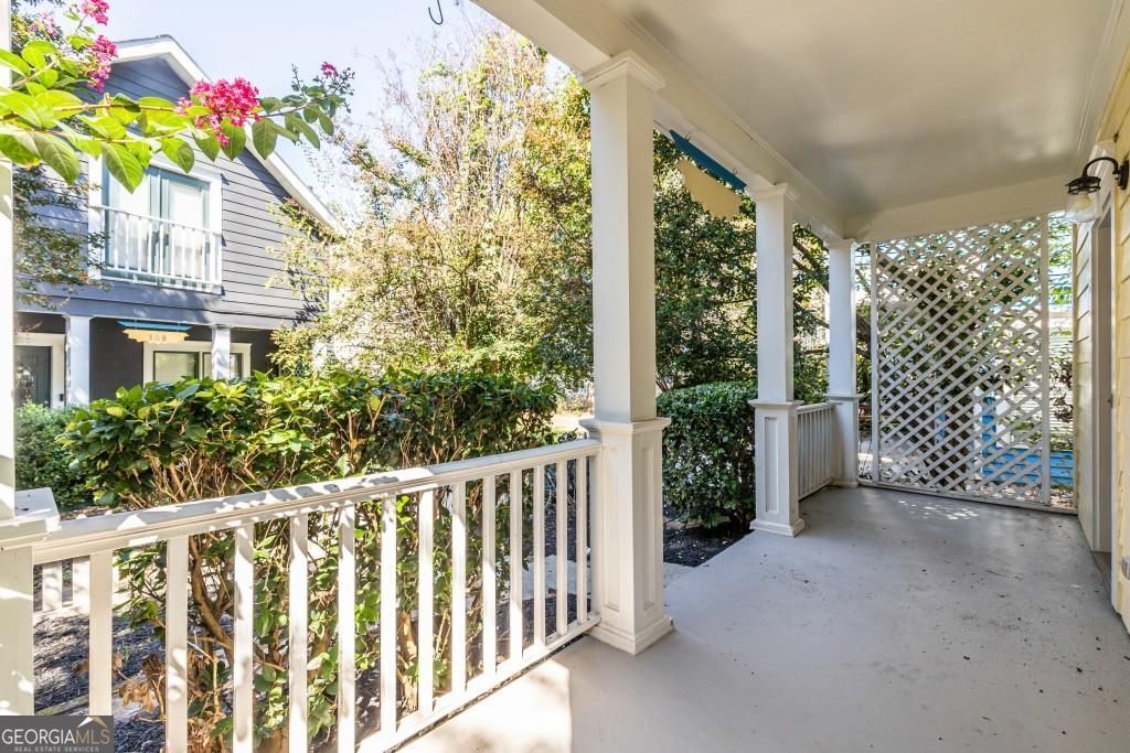 320 Glenwood Avenue Property Photo 25