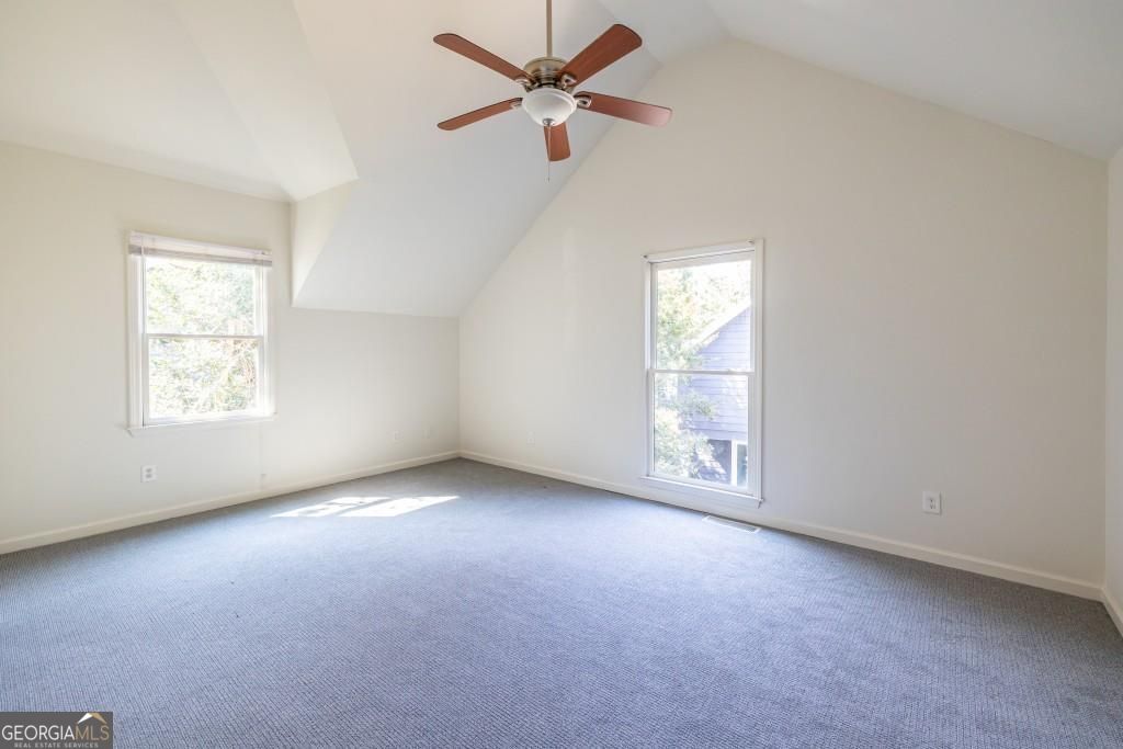 320 Glenwood Avenue Property Photo 46