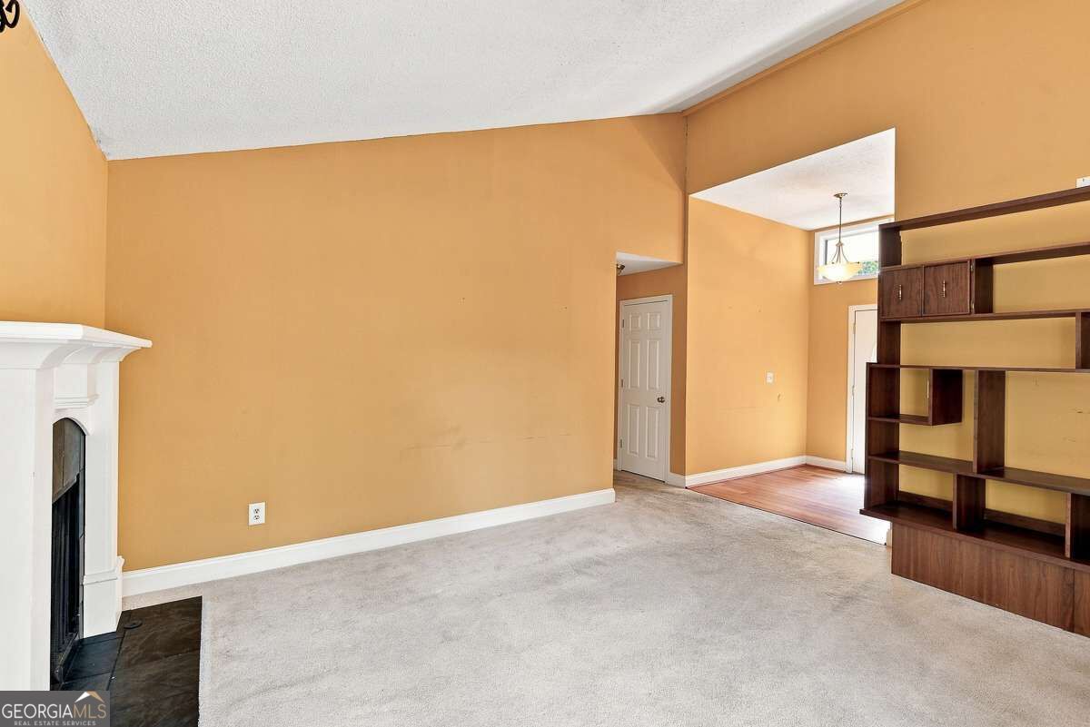6906 Springwood Drive Property Photo 15