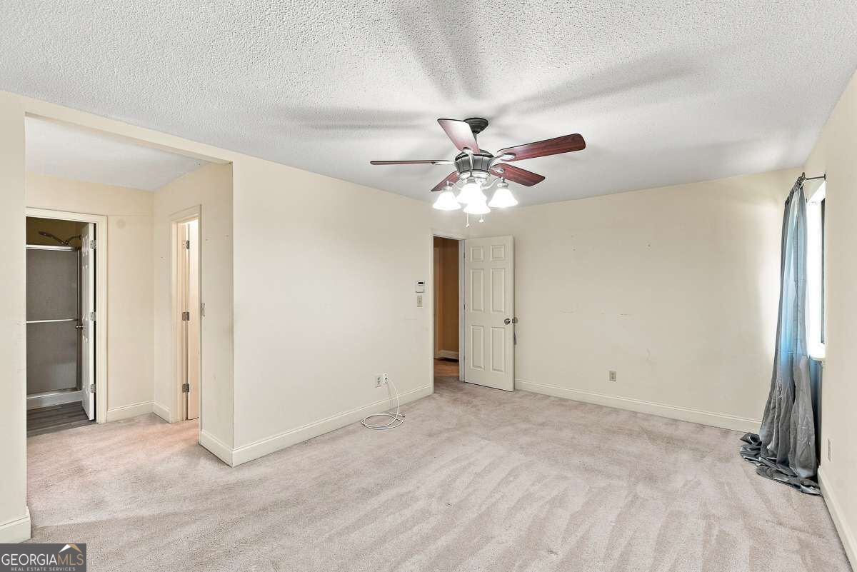 6906 Springwood Drive Property Photo 17