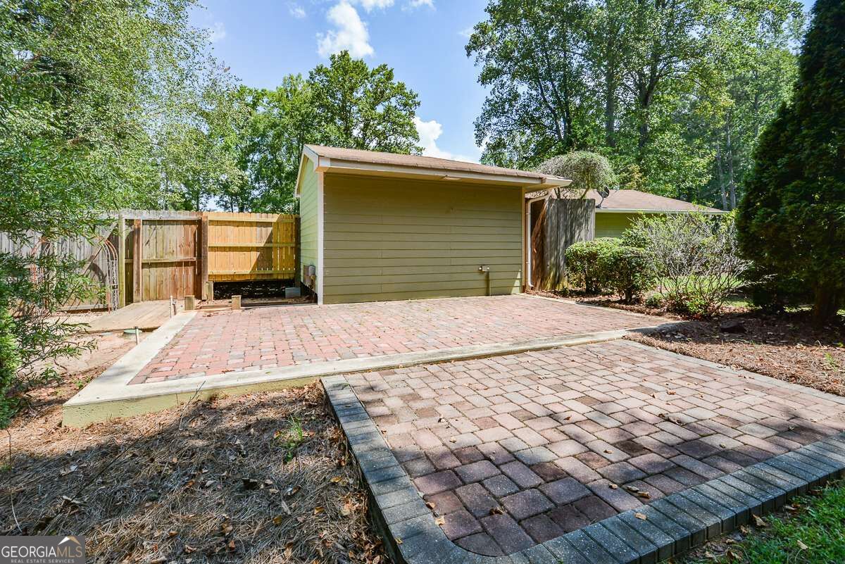 6906 Springwood Drive Property Photo 28