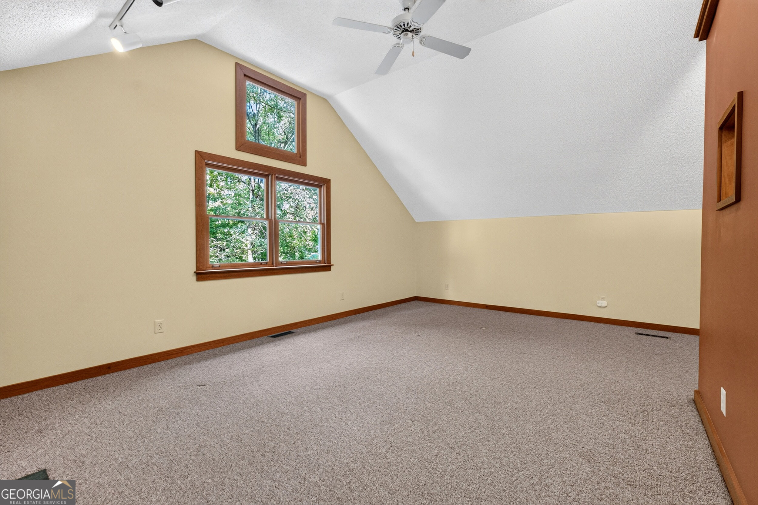 919 Walker Avenue Property Photo 33