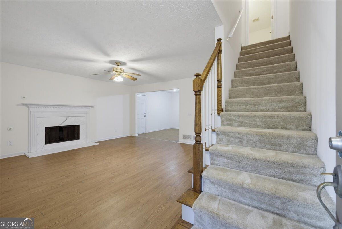 5118 Big Spruce Trail Property Photo 4