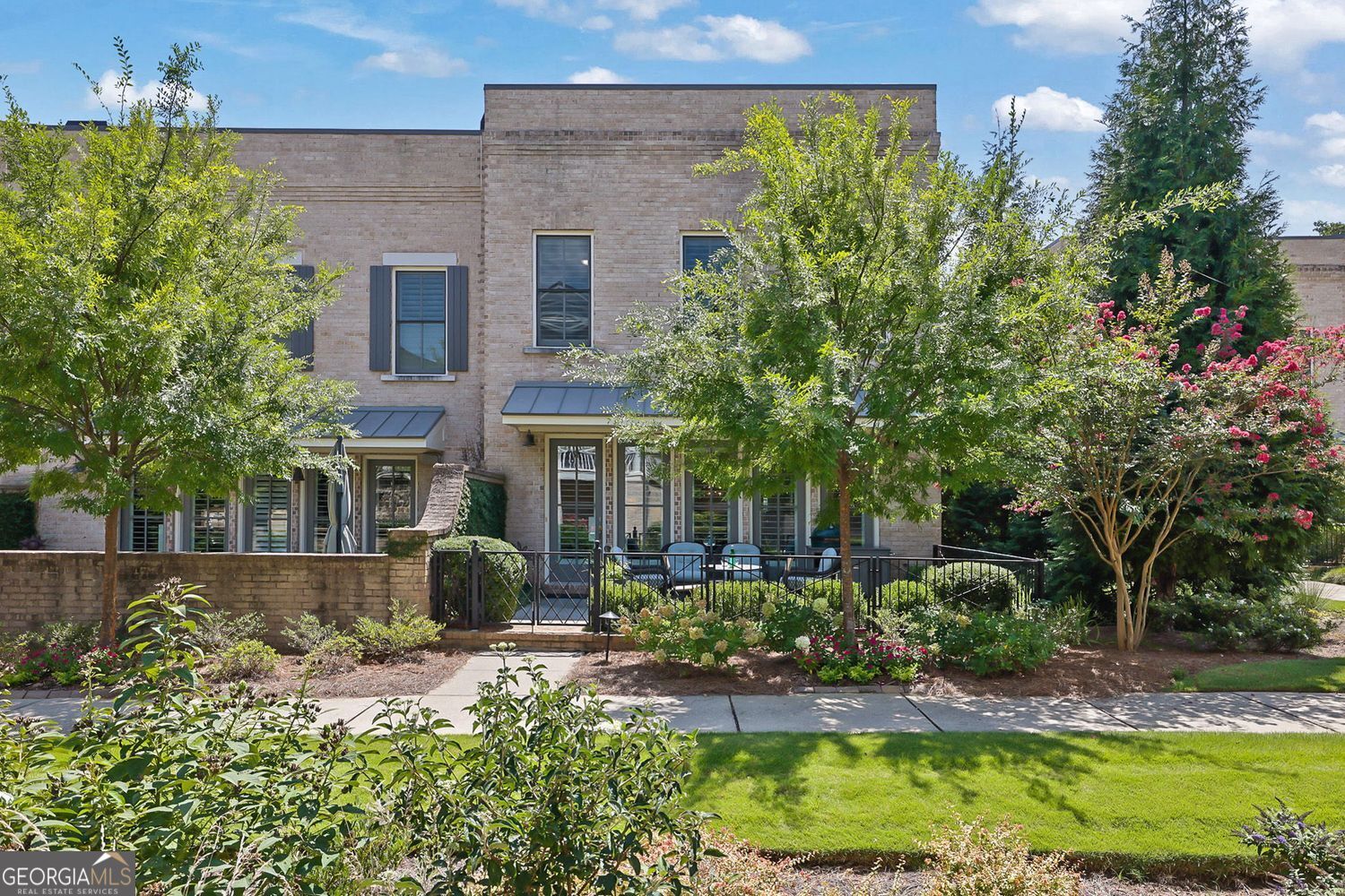 150 Forrest Alley Property Photo 1