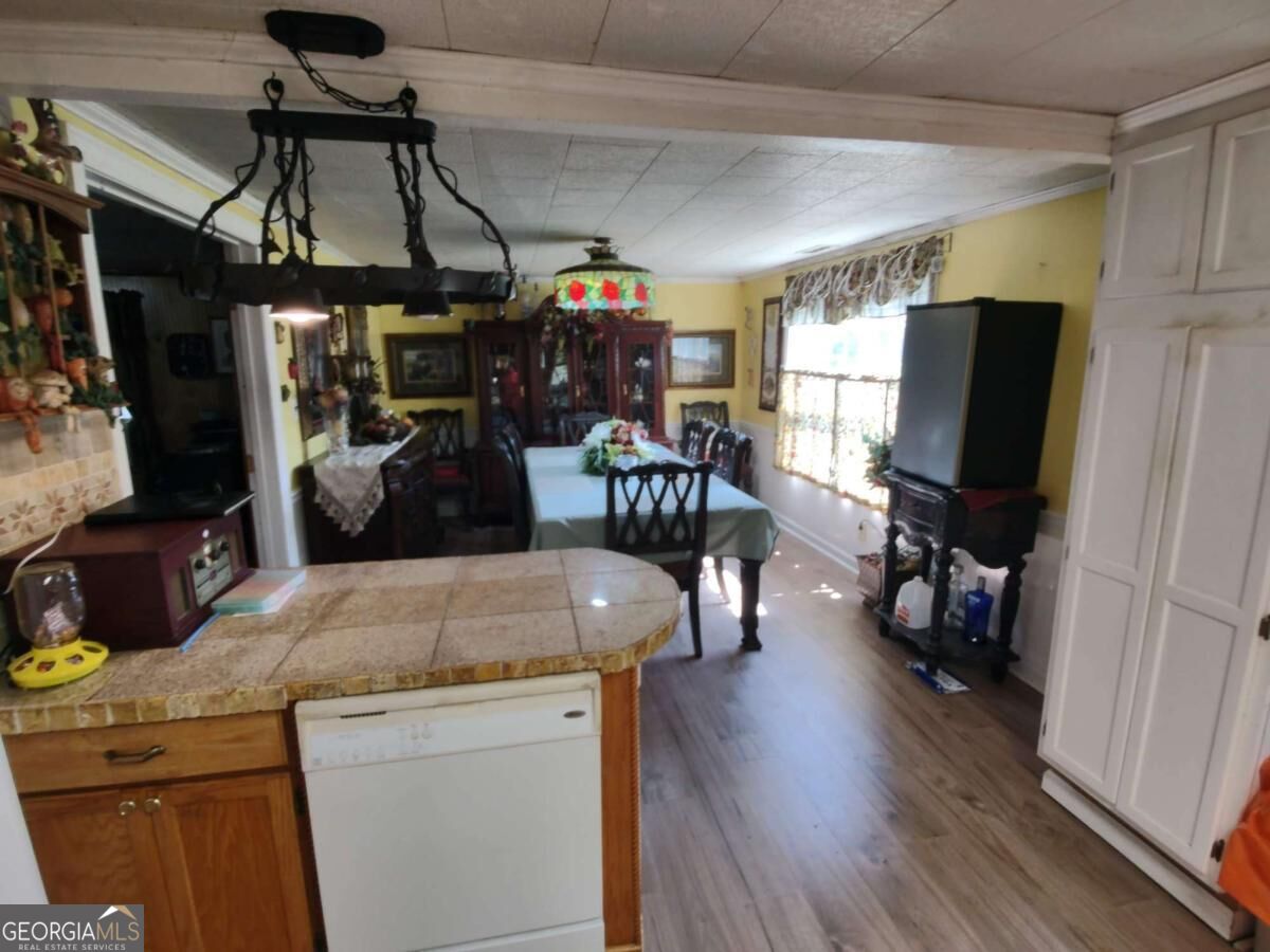 940 County Road 387 Property Photo 5