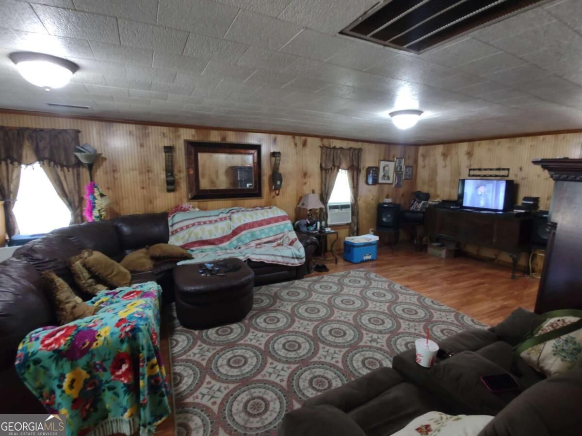 940 County Road 387 Property Photo 19