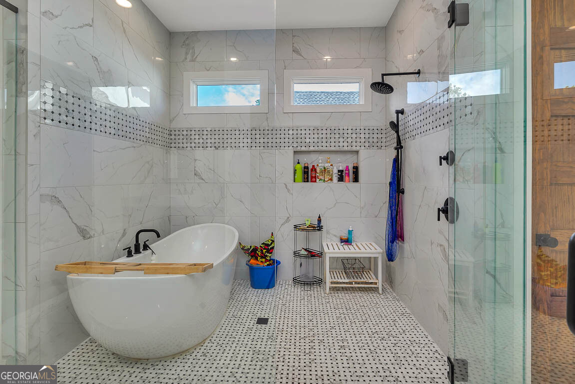 147 Butler Lake Drive Property Photo 35