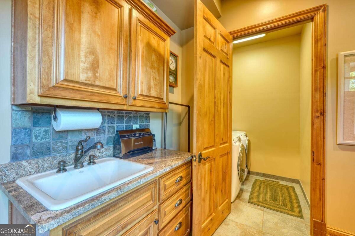 2206 High Meadows Lane Property Photo 33