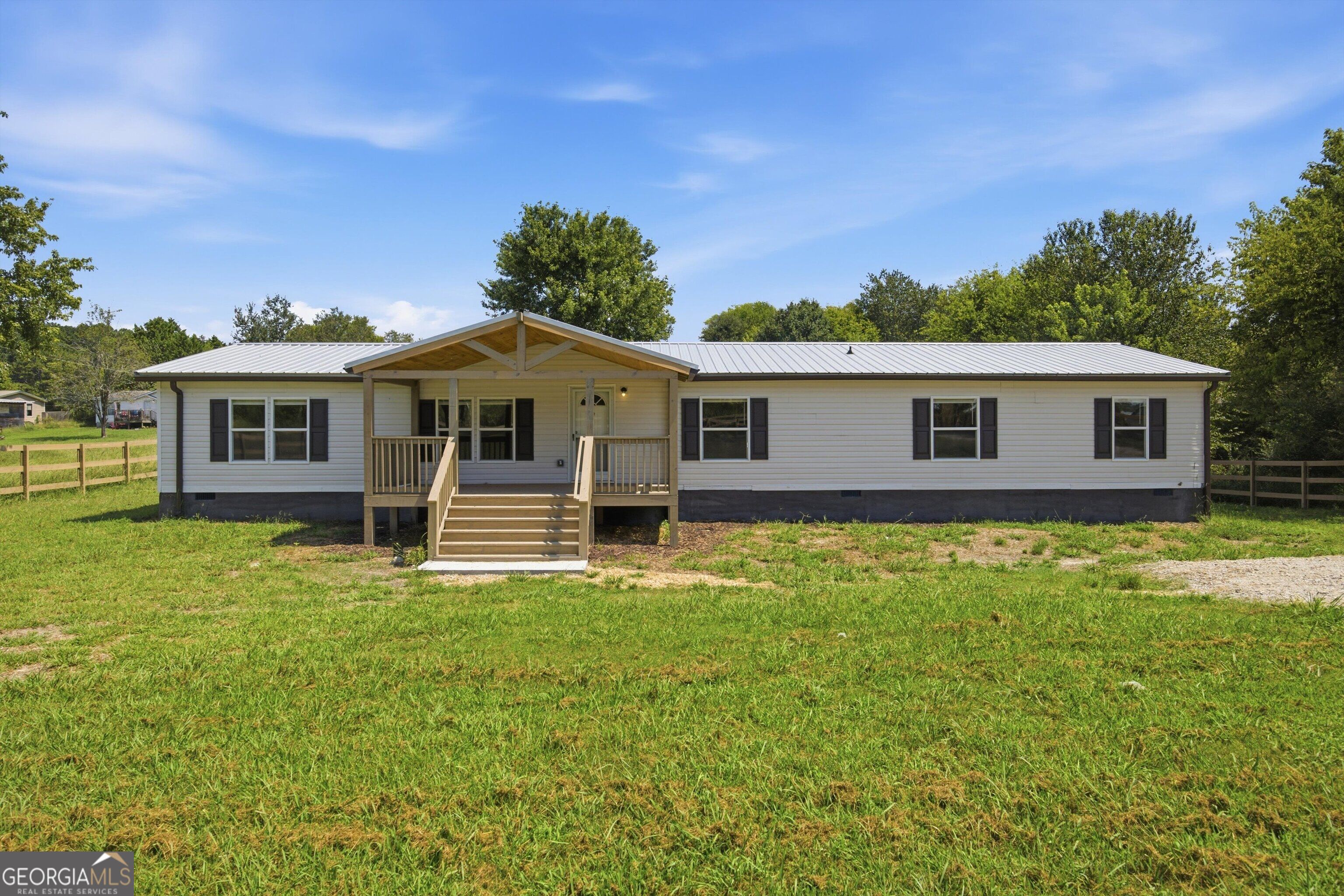 773 Brackett Road Property Photo 1