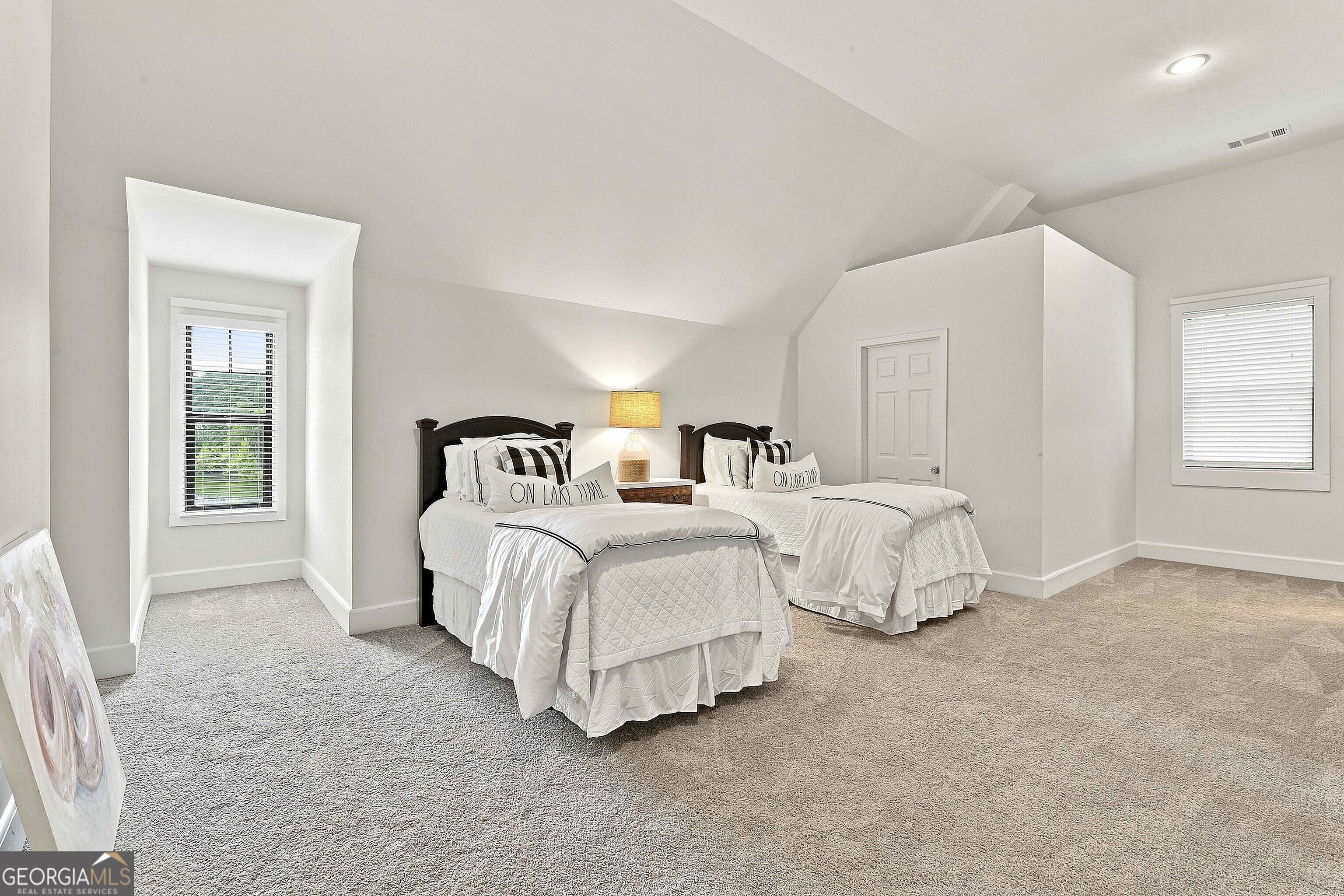 55 Paddleboat Lane Property Photo 37