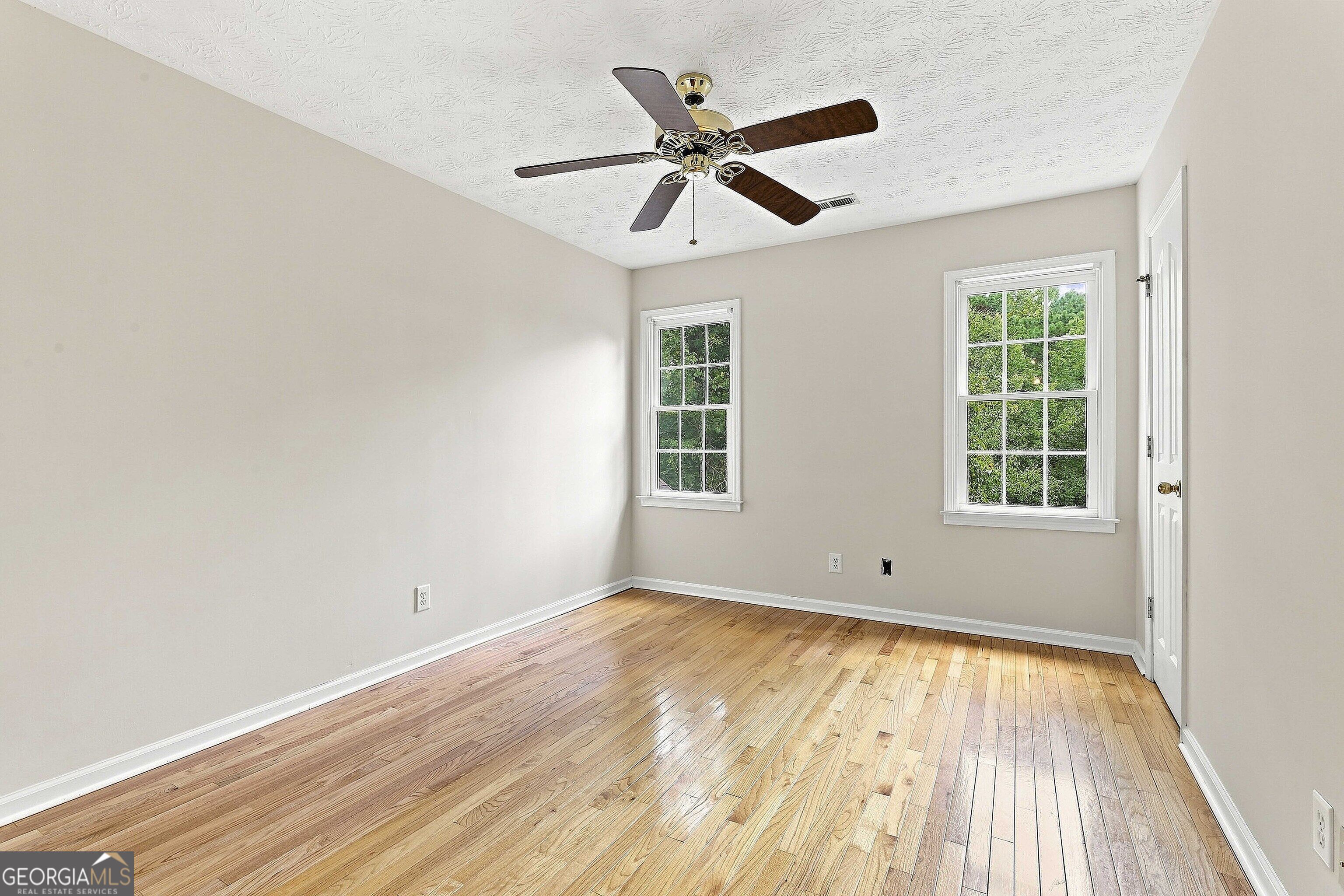 625 Bellenden Drive Property Photo 38