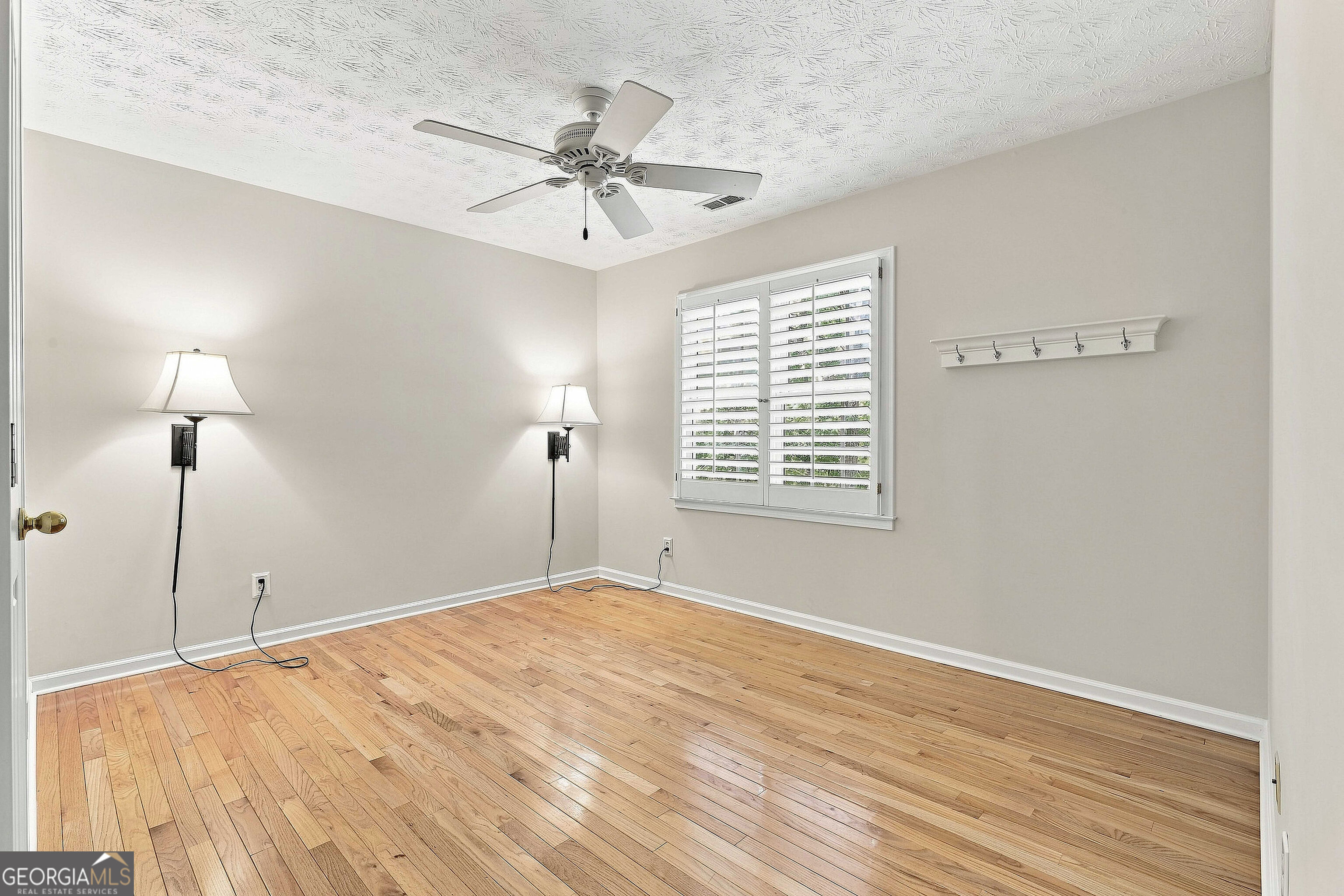 625 Bellenden Drive Property Photo 39