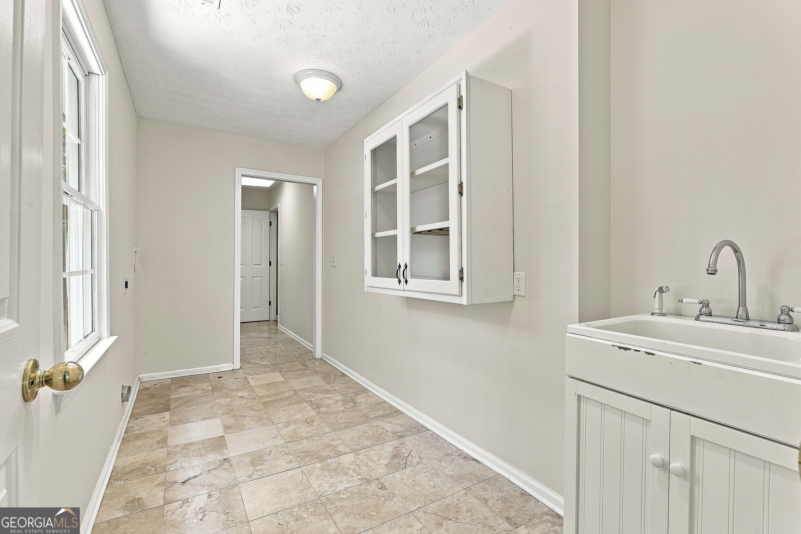 625 Bellenden Drive Property Photo 42