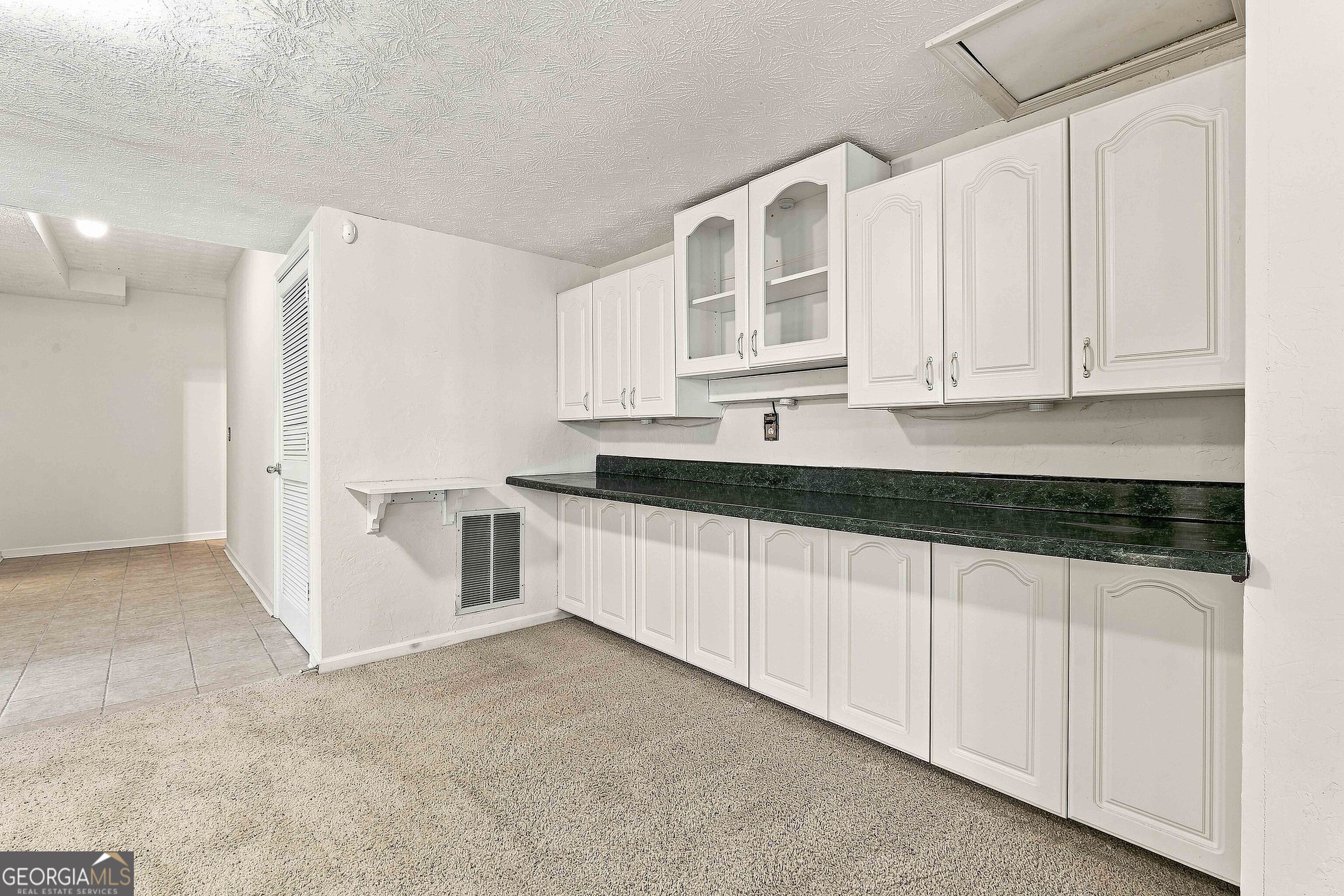 625 Bellenden Drive Property Photo 47