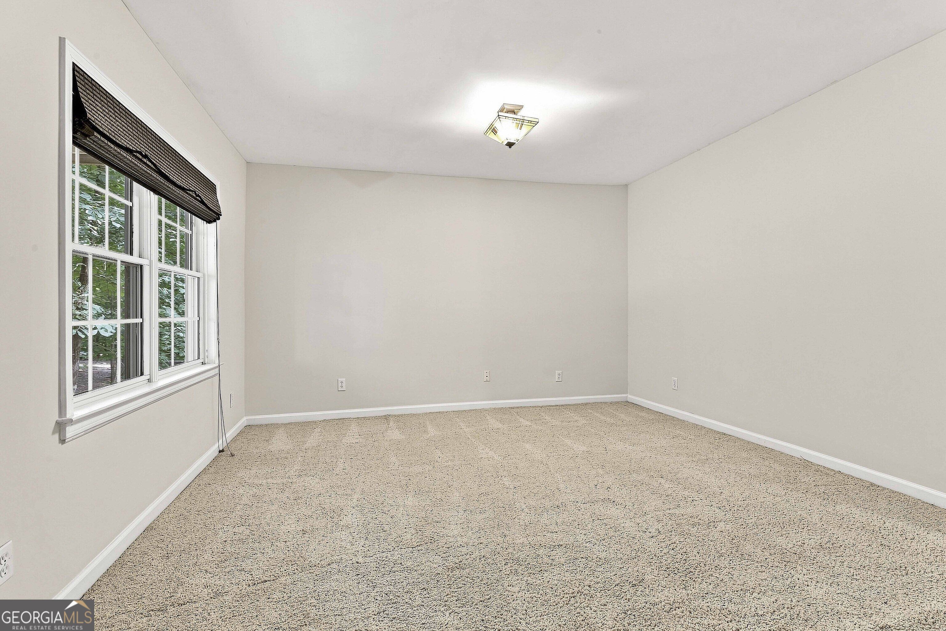 625 Bellenden Drive Property Photo 49