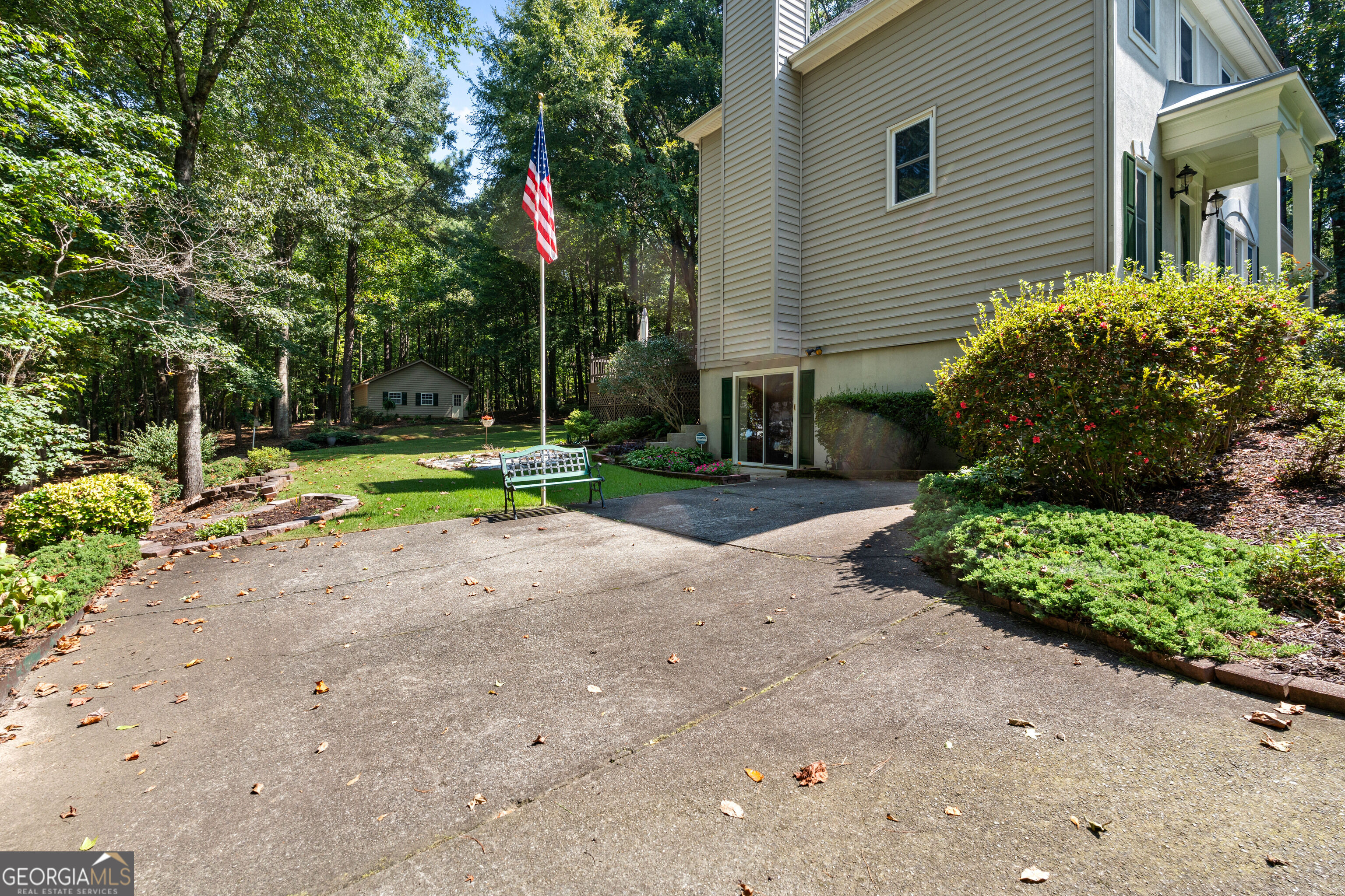 15 Oak Ridge Drive Property Photo 6