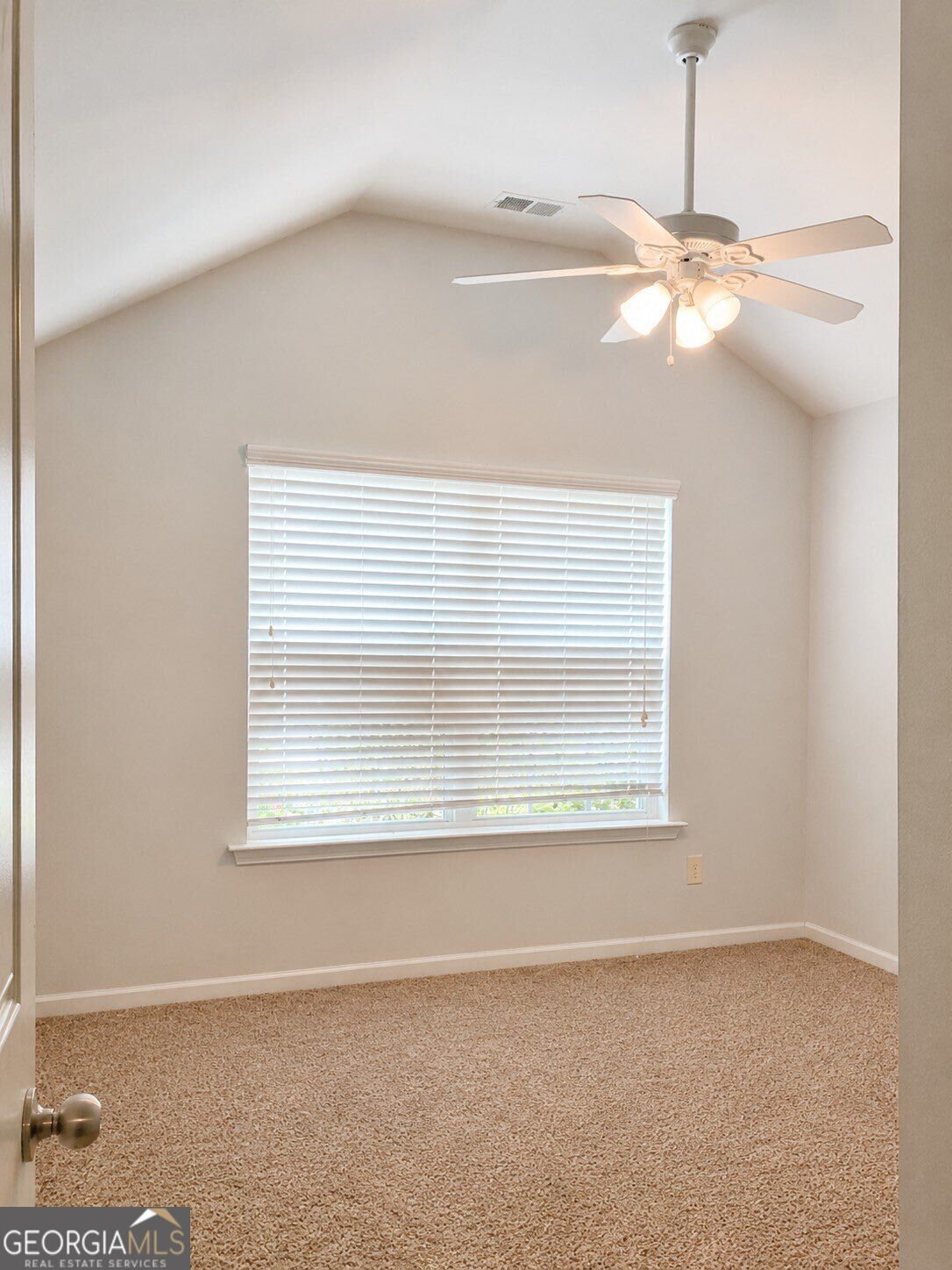 114 Saddle Horse Lane Property Photo 4