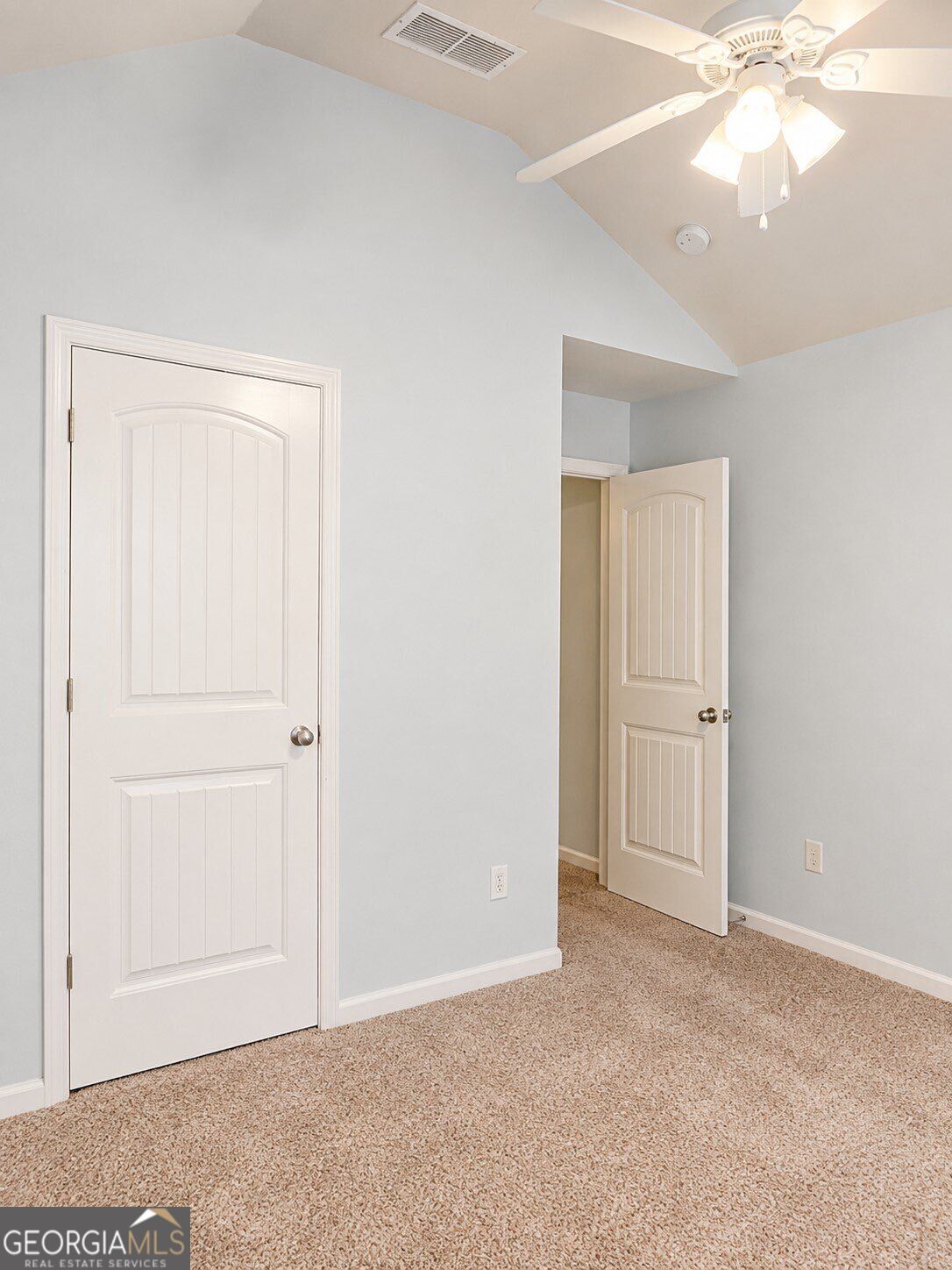 114 Saddle Horse Lane Property Photo 6