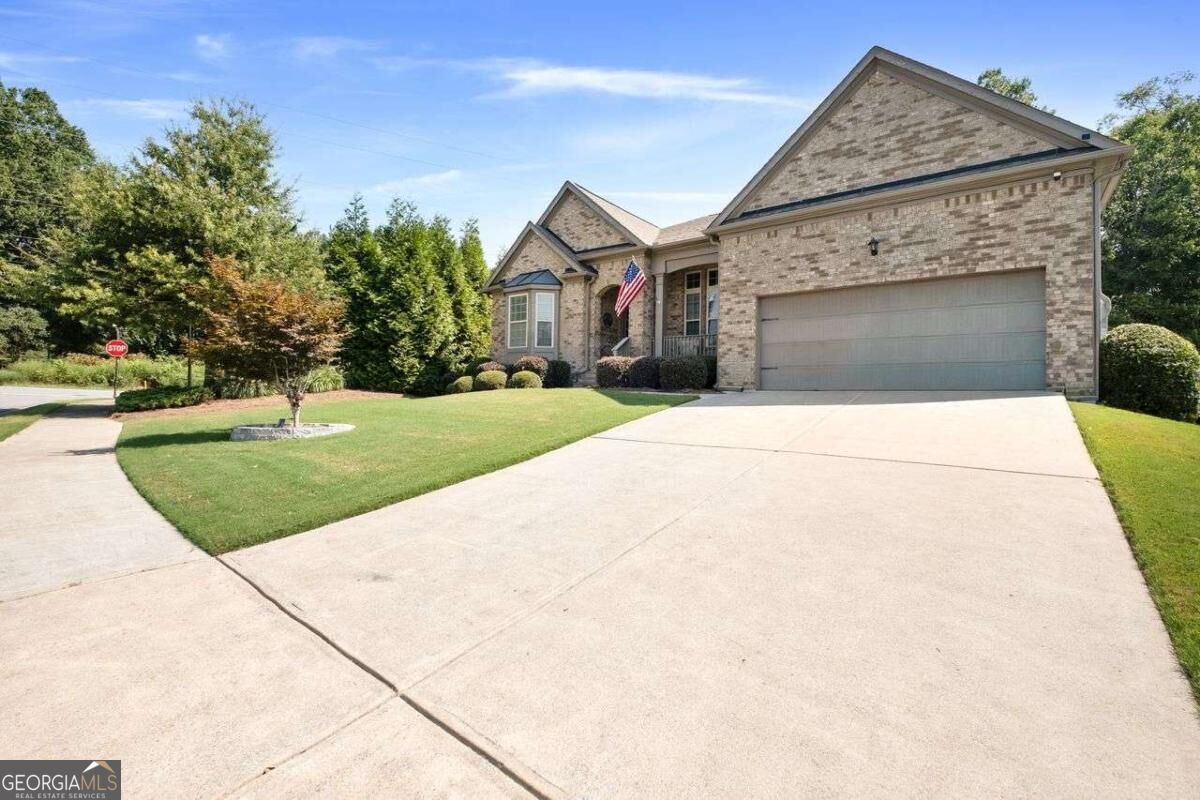 6595 Bransford Drive Property Photo 3