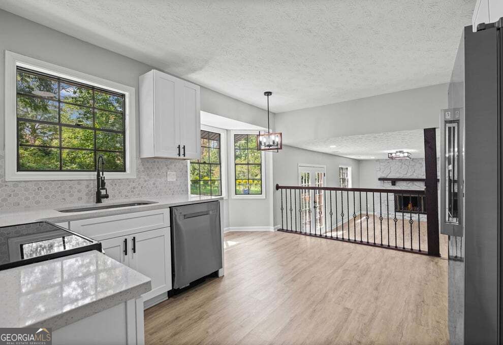 6883 Creekmoor Lane Property Photo 14