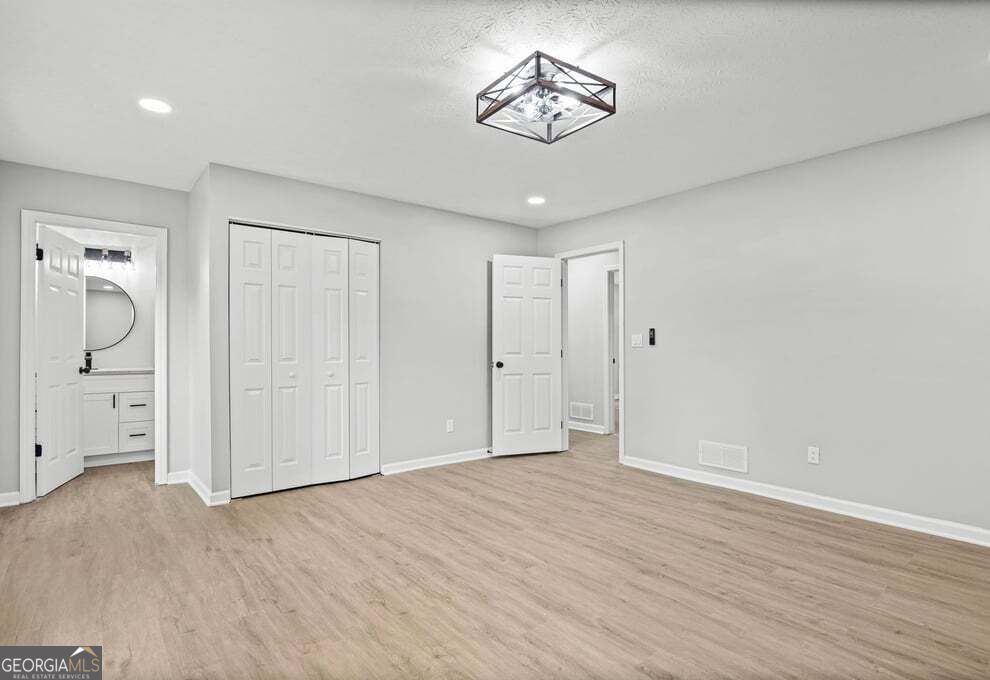 6883 Creekmoor Lane Property Photo 29