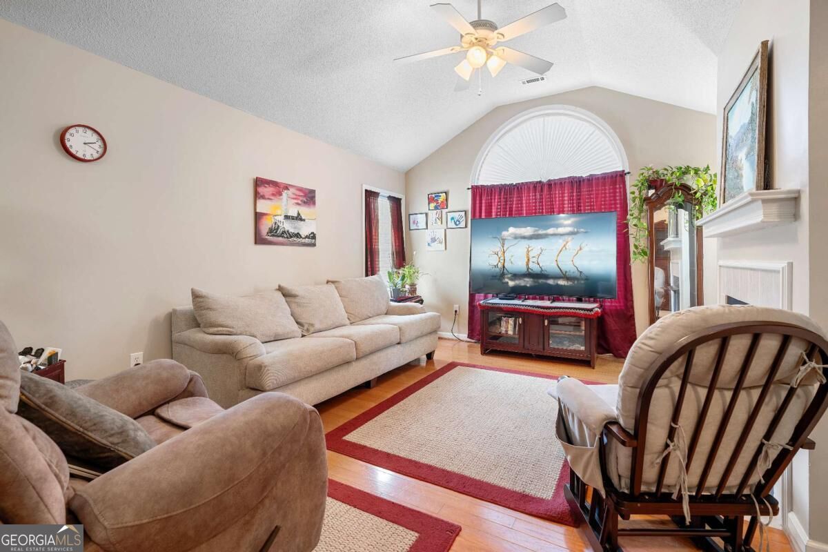 1841 Kolb Farm Circle Sw Property Photo 8