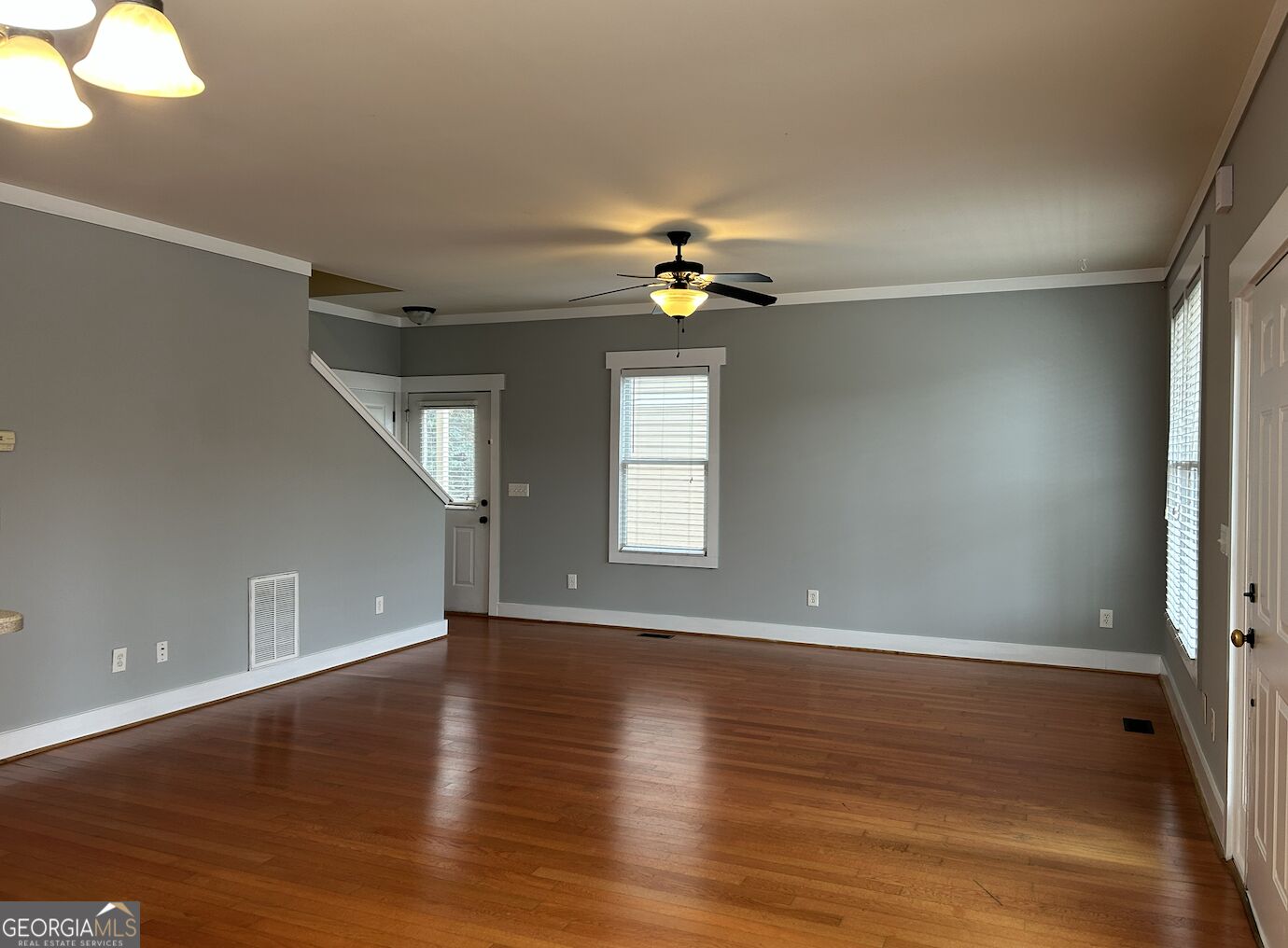 130 Betsy Lane Property Photo 3
