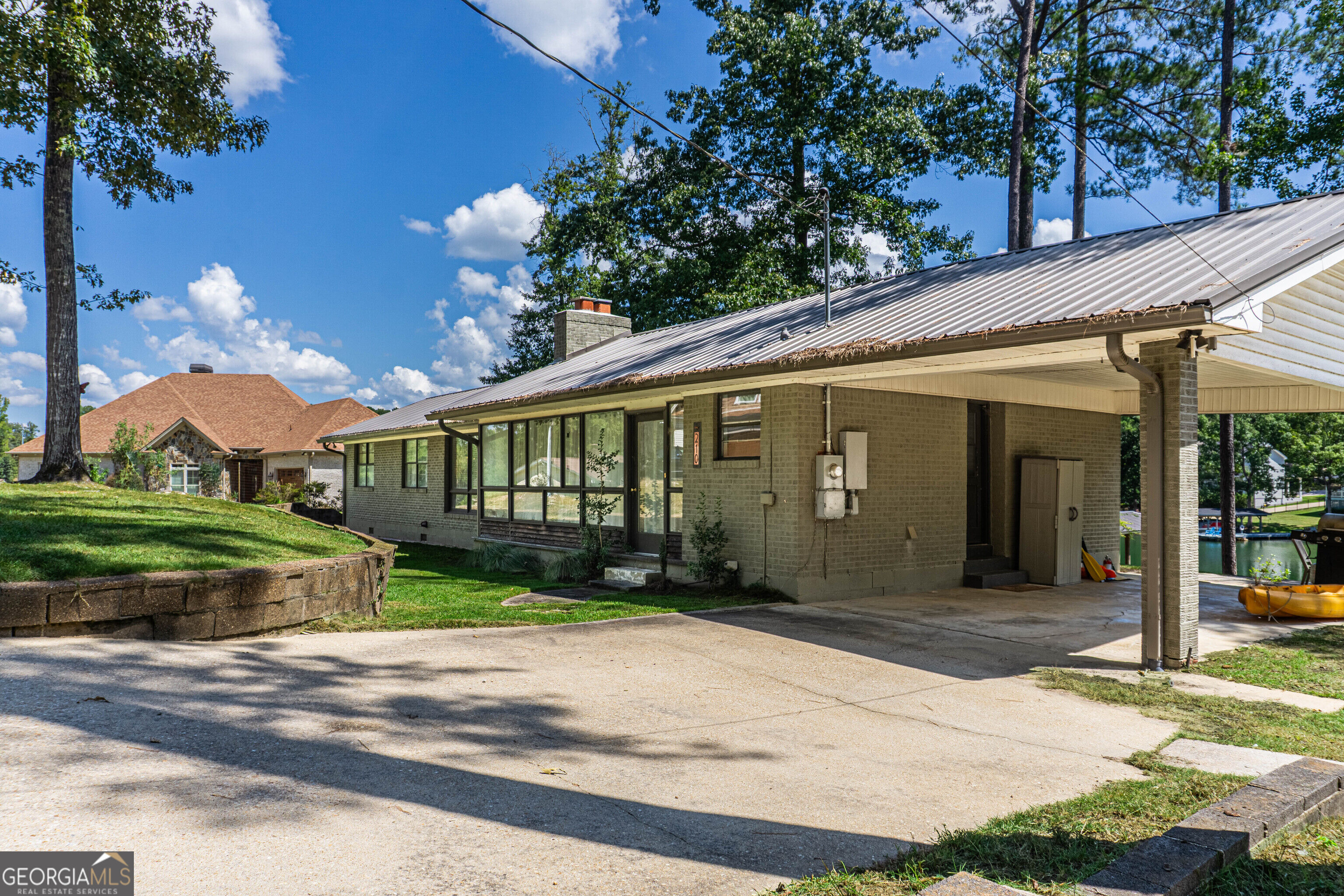 210 Shady Lane Road Property Photo 3