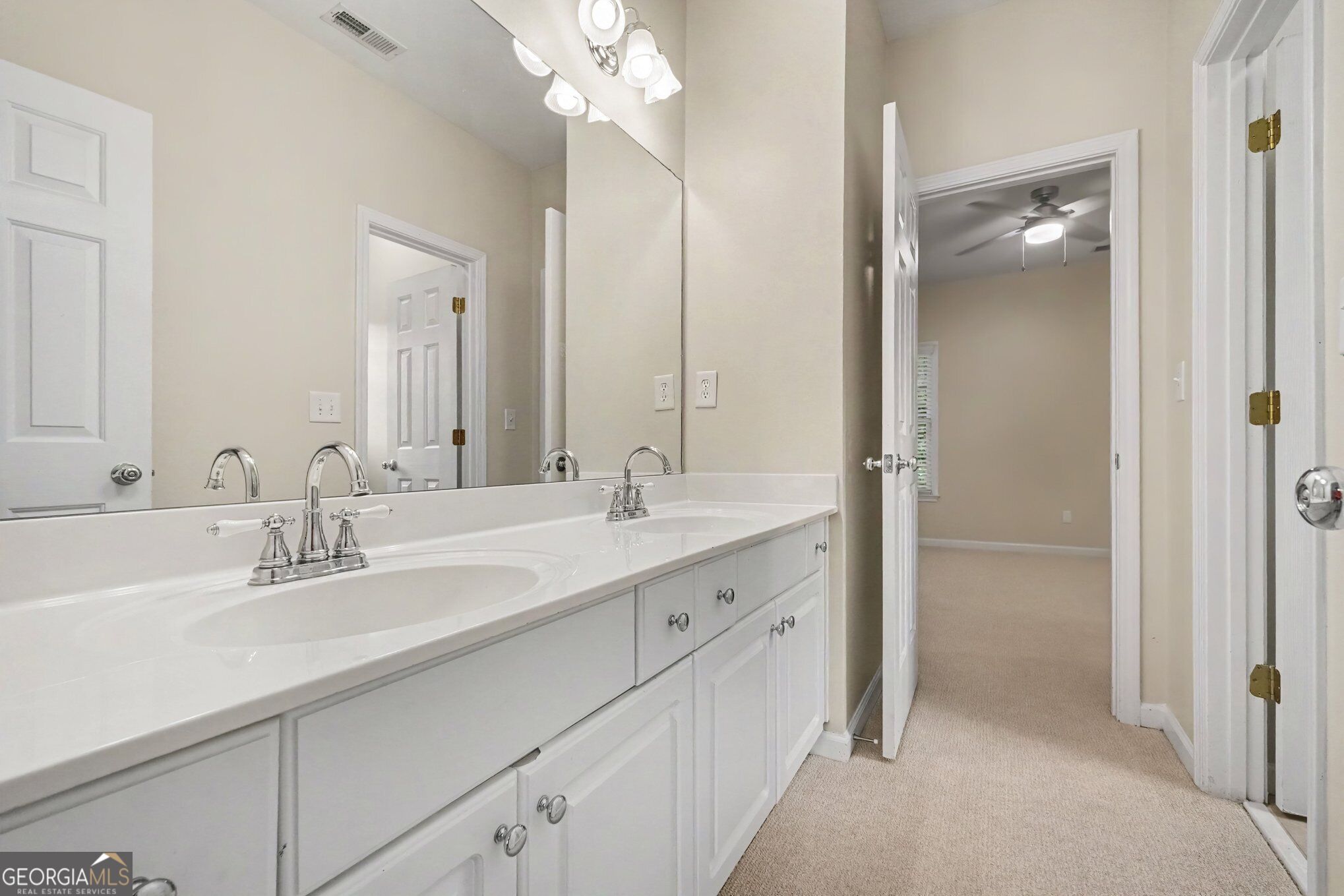 1083 Lakefield Walk Property Photo 24